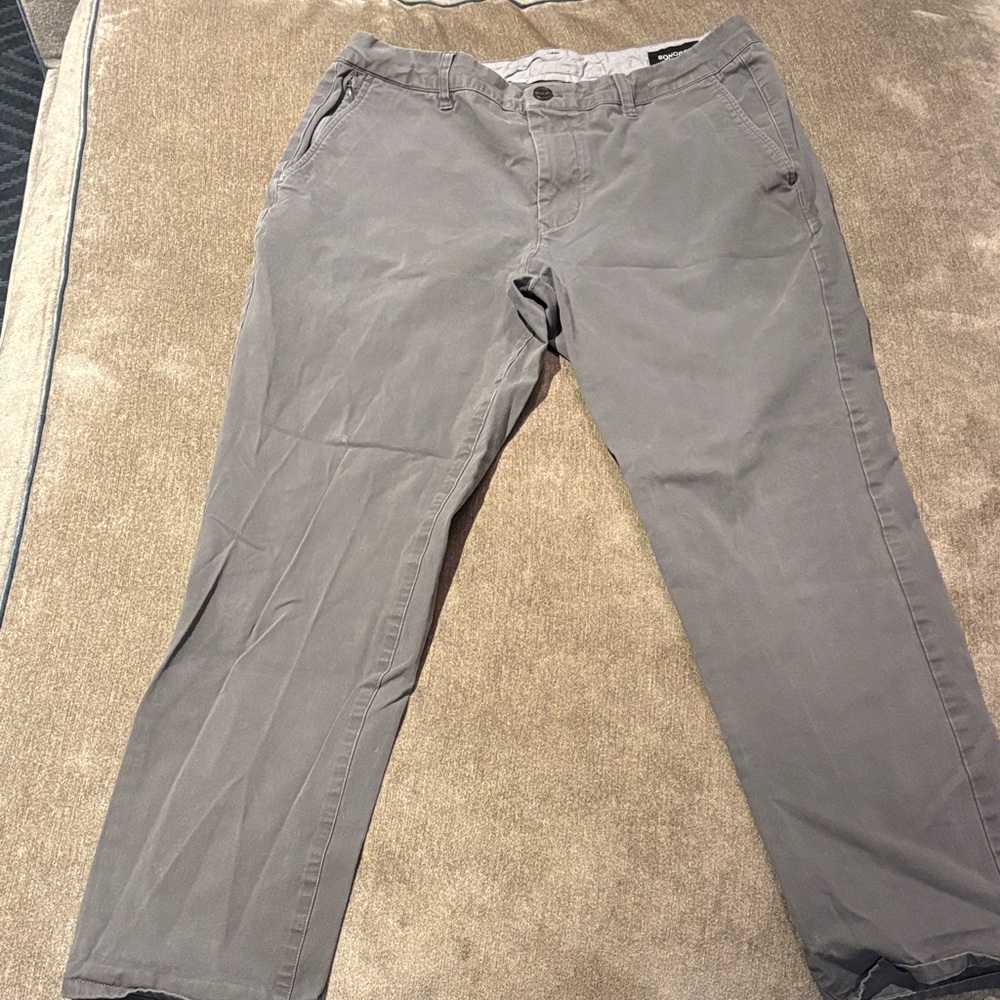Bonobos Men's Light Gray Chinos